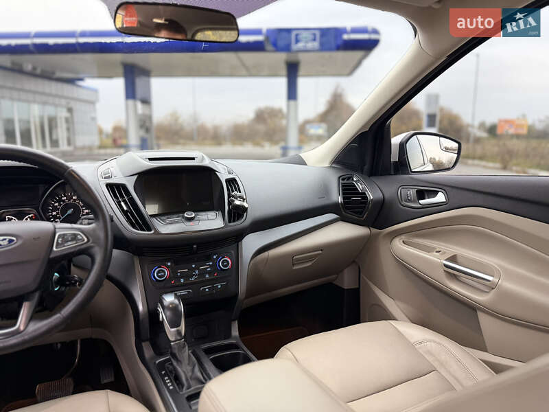 Внедорожник / Кроссовер Ford Escape 2018 в Мене фото 13 Внедорожник / Кроссовер Ford Escape 2018 в Мене