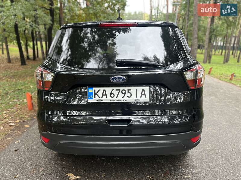 Позашляховик / Кросовер Ford Escape 2017 в Києві фото 5 Позашляховик / Кросовер Ford Escape 2017 в Києві