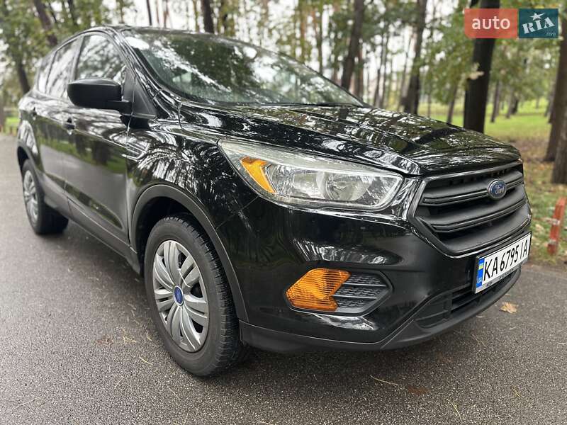 Позашляховик / Кросовер Ford Escape 2017 в Києві фото 12 Позашляховик / Кросовер Ford Escape 2017 в Києві