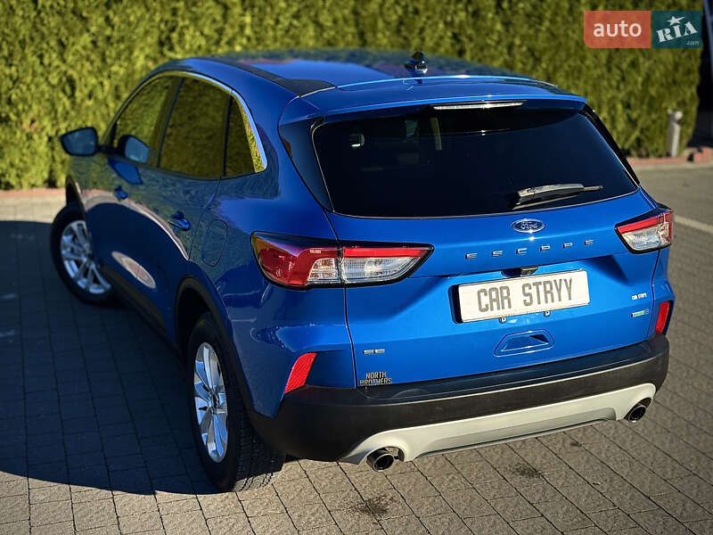 Позашляховик / Кросовер Ford Escape 2019 в Стрию