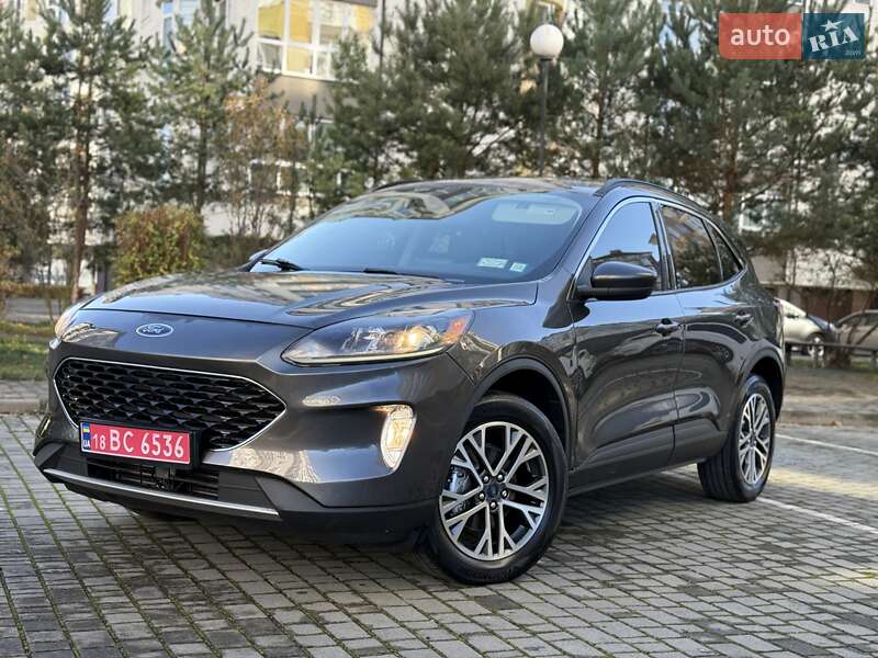 Внедорожник / Кроссовер Ford Escape 2019 в Ивано-Франковске