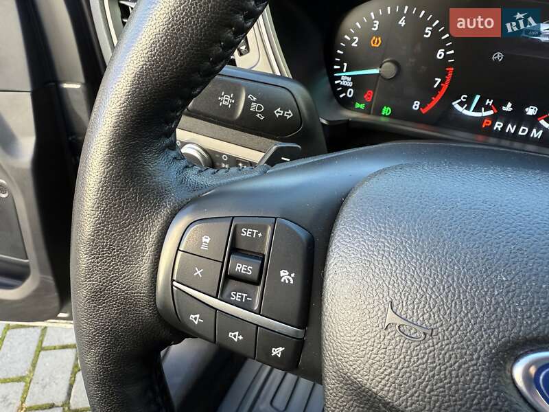 Внедорожник / Кроссовер Ford Escape 2019 в Ивано-Франковске