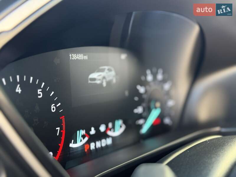 Внедорожник / Кроссовер Ford Escape 2019 в Ивано-Франковске