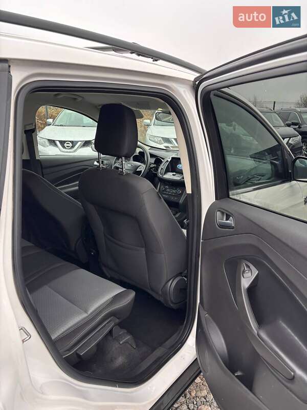 Позашляховик / Кросовер Ford Escape 2018 в Львові фото 11 Позашляховик / Кросовер Ford Escape 2018 в Львові