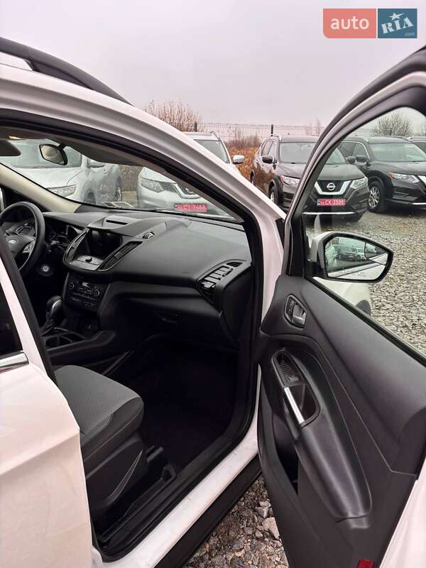 Позашляховик / Кросовер Ford Escape 2018 в Львові фото 12 Позашляховик / Кросовер Ford Escape 2018 в Львові