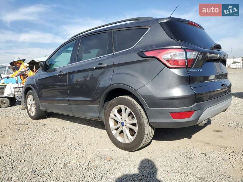 Позашляховик / Кросовер Ford Escape 2017 в Харкові