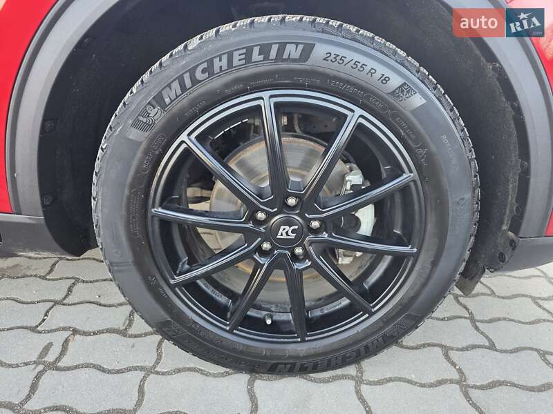 Позашляховик / Кросовер Ford Escape 2020 в Коломиї