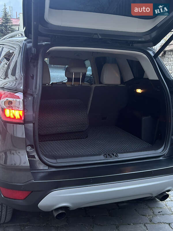 Позашляховик / Кросовер Ford Escape 2016 в Кам'янець-Подільському фото 27 Позашляховик / Кросовер Ford Escape 2016 в Кам'янець-Подільському