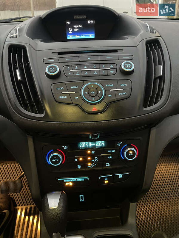 Позашляховик / Кросовер Ford Escape 2017 в Чернівцях фото 25 Позашляховик / Кросовер Ford Escape 2017 в Чернівцях