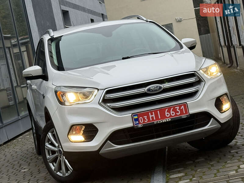 Позашляховик / Кросовер Ford Escape 2017 в Дрогобичі фото 8 Позашляховик / Кросовер Ford Escape 2017 в Дрогобичі