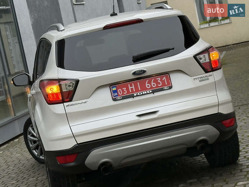 Позашляховик / Кросовер Ford Escape 2017 в Дрогобичі фото 26 Позашляховик / Кросовер Ford Escape 2017 в Дрогобичі