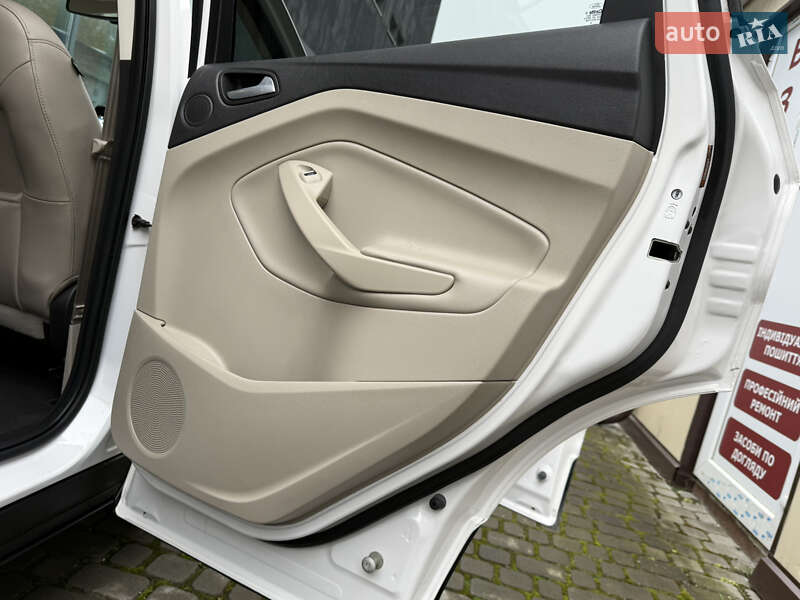 Позашляховик / Кросовер Ford Escape 2017 в Дрогобичі фото 65 Позашляховик / Кросовер Ford Escape 2017 в Дрогобичі