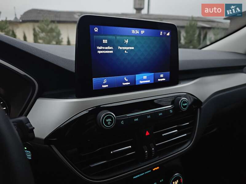 Внедорожник / Кроссовер Ford Escape 2021 в Золочеве