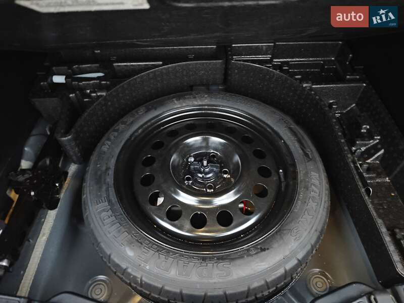 Внедорожник / Кроссовер Ford Escape 2021 в Золочеве