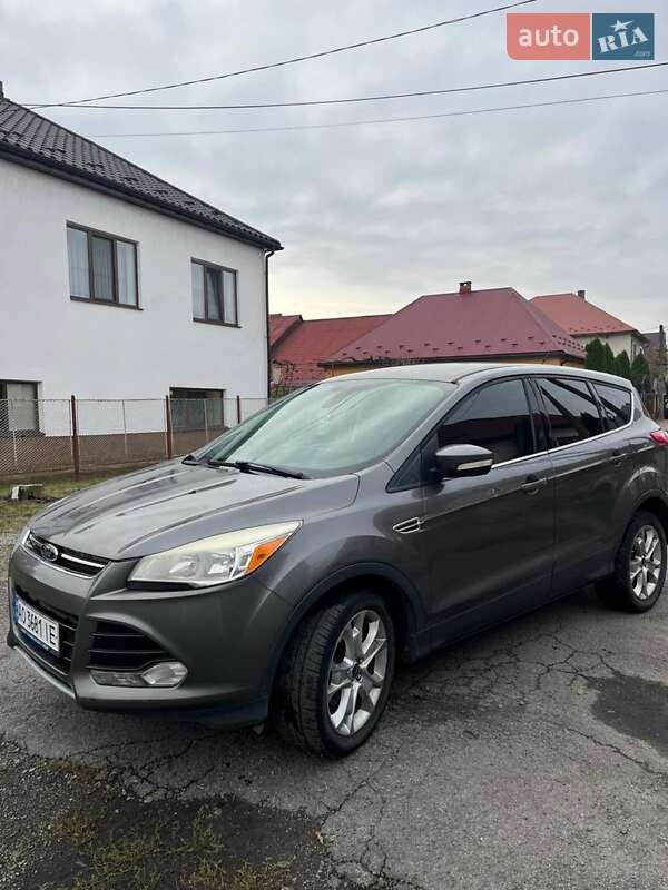 Внедорожник / Кроссовер Ford Escape 2013 в Иршаве