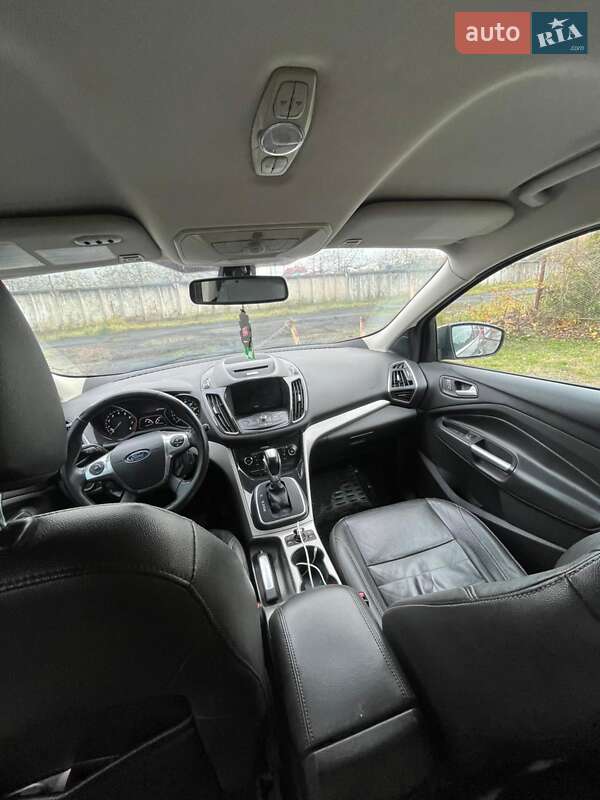 Внедорожник / Кроссовер Ford Escape 2013 в Иршаве