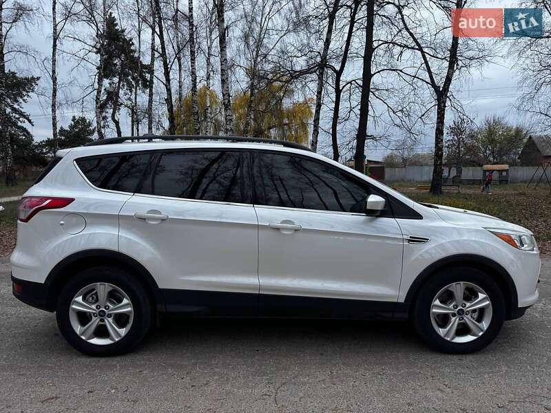 Внедорожник / Кроссовер Ford Escape 2014 в Ахтырке фото 13 Внедорожник / Кроссовер Ford Escape 2014 в Ахтырке