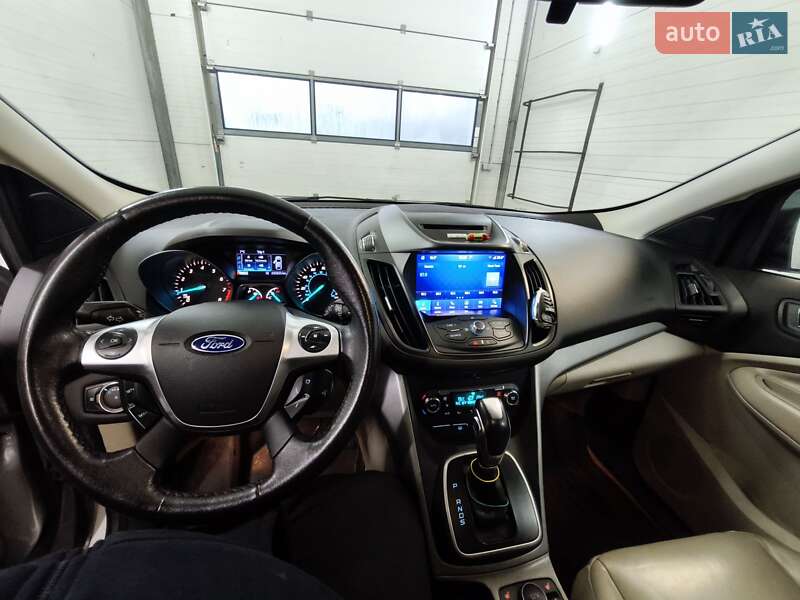 Внедорожник / Кроссовер Ford Escape 2013 в Луцке