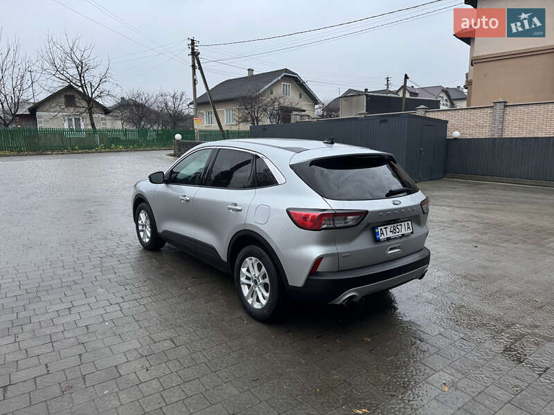 Позашляховик / Кросовер Ford Escape 2020 в Івано-Франківську