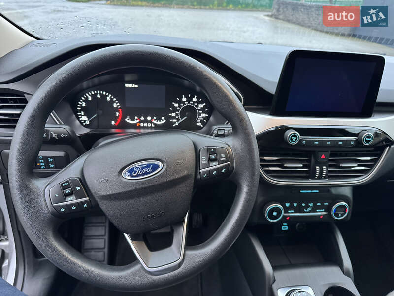 Позашляховик / Кросовер Ford Escape 2020 в Івано-Франківську