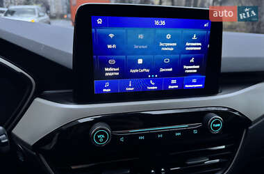 Позашляховик / Кросовер Ford Escape 2020 в Івано-Франківську