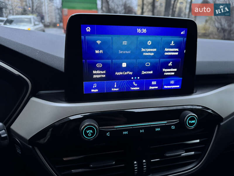 Позашляховик / Кросовер Ford Escape 2020 в Івано-Франківську