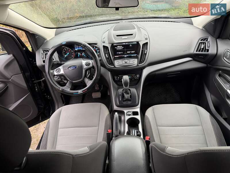 Внедорожник / Кроссовер Ford Escape 2014 в Очакове