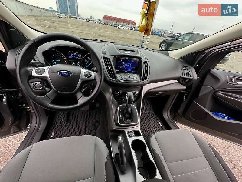 Позашляховик / Кросовер Ford Escape 2013 в Києві фото 23 Позашляховик / Кросовер Ford Escape 2013 в Києві