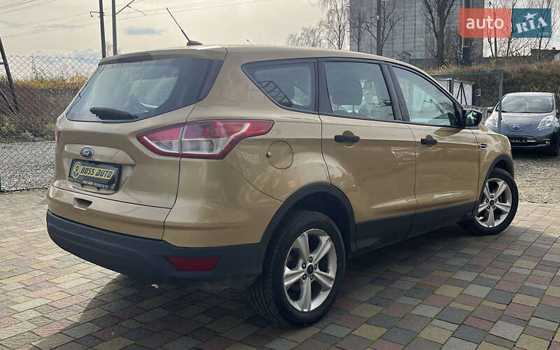 Внедорожник / Кроссовер Ford Escape 2014 в Стрые