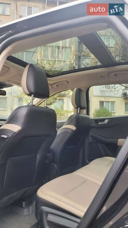 Позашляховик / Кросовер Ford Escape 2020 в Івано-Франківську