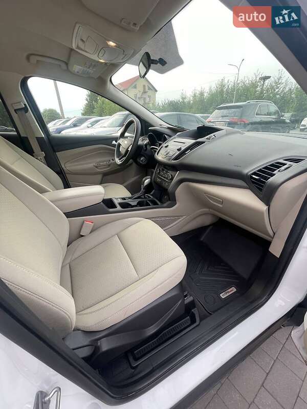 Позашляховик / Кросовер Ford Escape 2018 в Львові фото 21 Позашляховик / Кросовер Ford Escape 2018 в Львові