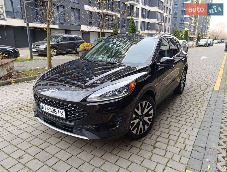 Внедорожник / Кроссовер Ford Escape 2020 в Ивано-Франковске