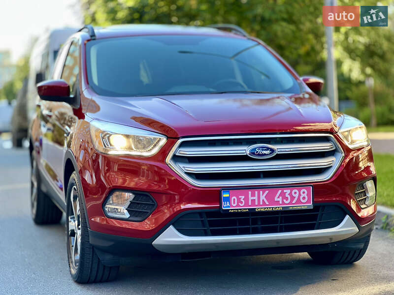 Внедорожник / Кроссовер Ford Escape 2018 в Киеве