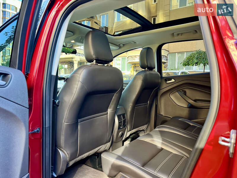 Внедорожник / Кроссовер Ford Escape 2018 в Киеве