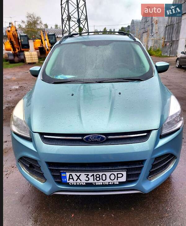 Внедорожник / Кроссовер Ford Escape 2013 в Харькове