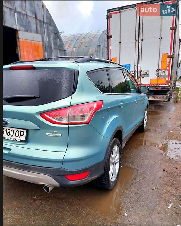 Внедорожник / Кроссовер Ford Escape 2013 в Харькове