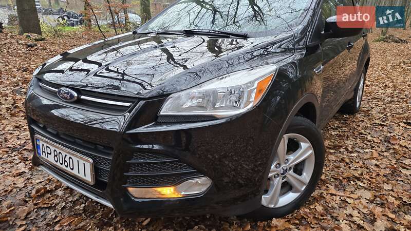 Внедорожник / Кроссовер Ford Escape 2015 в Львове
