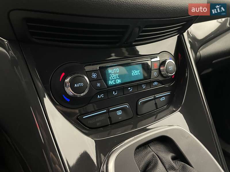 Позашляховик / Кросовер Ford Escape 2013 в Києві фото 15 Позашляховик / Кросовер Ford Escape 2013 в Києві