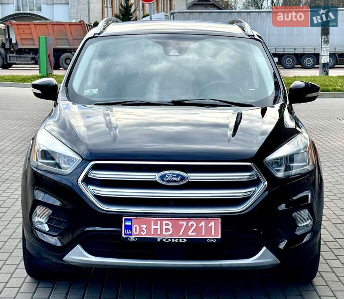 Внедорожник / Кроссовер Ford Escape 2017 в Житомире