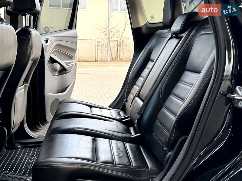 Внедорожник / Кроссовер Ford Escape 2017 в Житомире