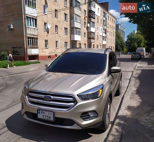 Внедорожник / Кроссовер Ford Escape 2017 в Ровно фото 3 Внедорожник / Кроссовер Ford Escape 2017 в Ровно