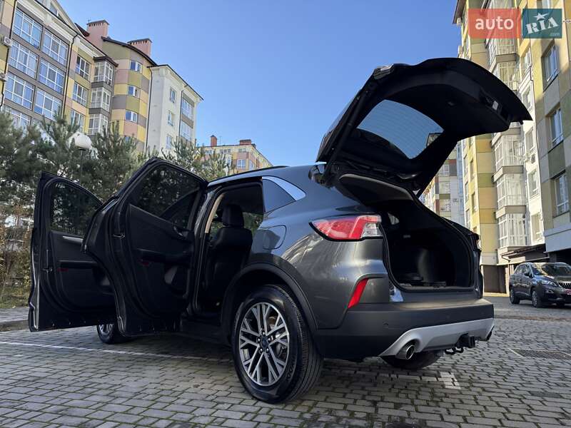 Внедорожник / Кроссовер Ford Escape 2019 в Ивано-Франковске фото 83 Внедорожник / Кроссовер Ford Escape 2019 в Ивано-Франковске