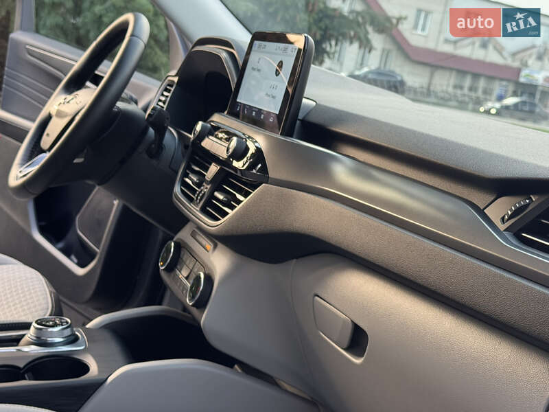 Внедорожник / Кроссовер Ford Escape 2023 в Днепре фото 36 Внедорожник / Кроссовер Ford Escape 2023 в Днепре