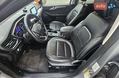 Внедорожник / Кроссовер Ford Escape 2021 в Каменском