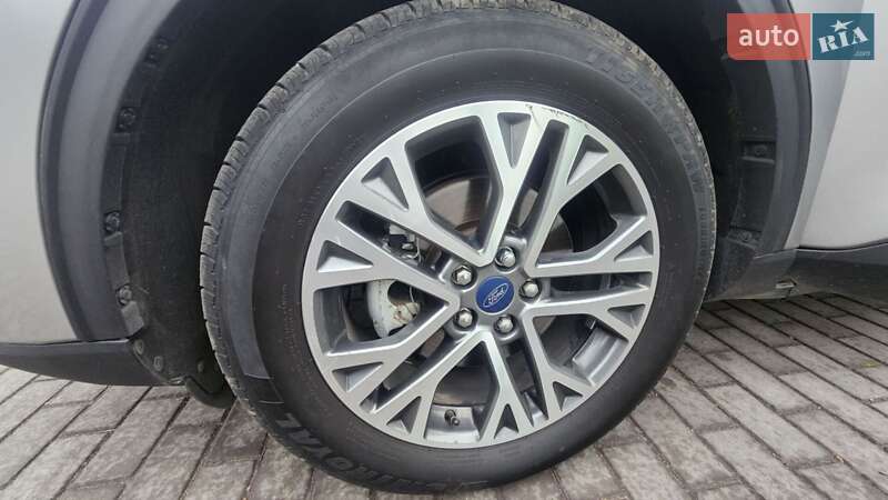 Внедорожник / Кроссовер Ford Escape 2021 в Каменском