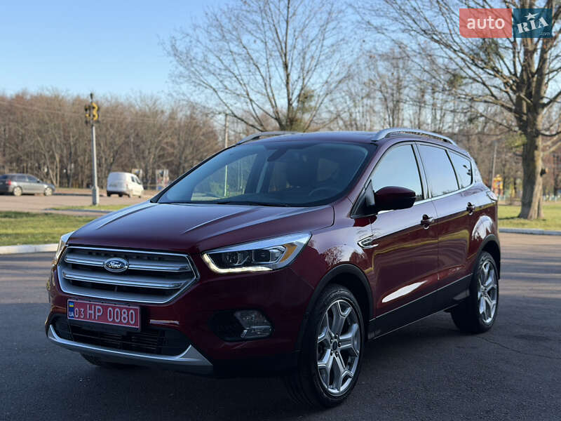 Внедорожник / Кроссовер Ford Escape 2019 в Ровно