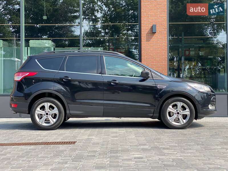 Внедорожник / Кроссовер Ford Escape 2015 в Киеве