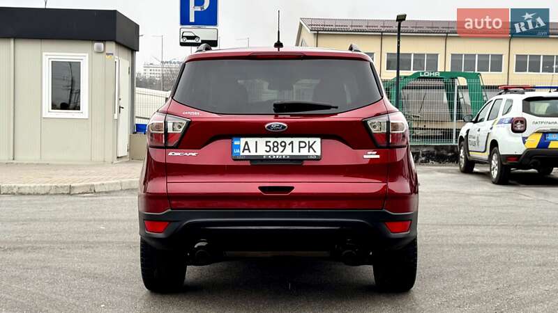 Внедорожник / Кроссовер Ford Escape 2016 в Белой Церкви