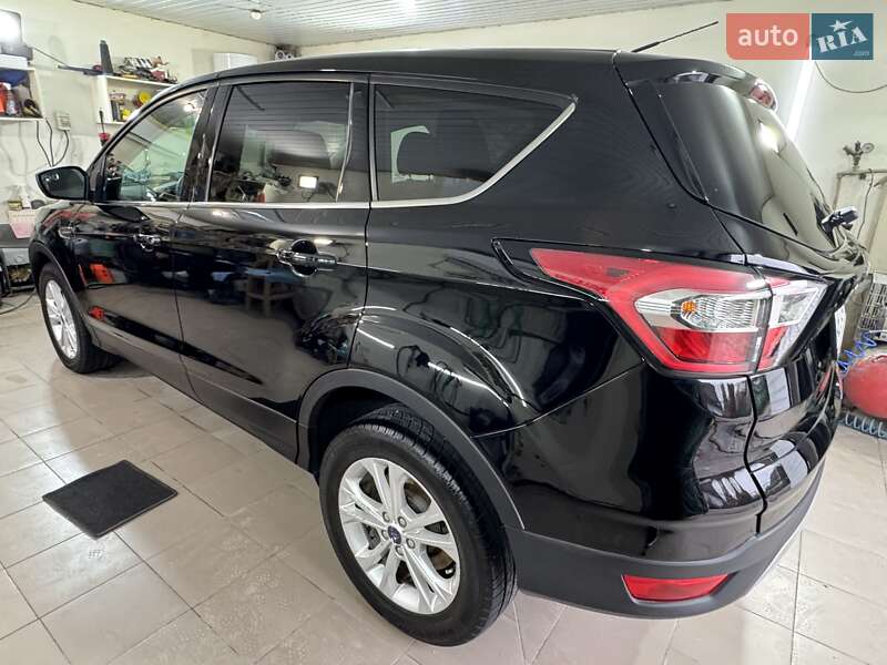 Внедорожник / Кроссовер Ford Escape 2017 в Днепре фото 4 Внедорожник / Кроссовер Ford Escape 2017 в Днепре