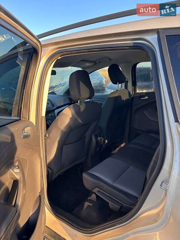 Позашляховик / Кросовер Ford Escape 2018 в Львові